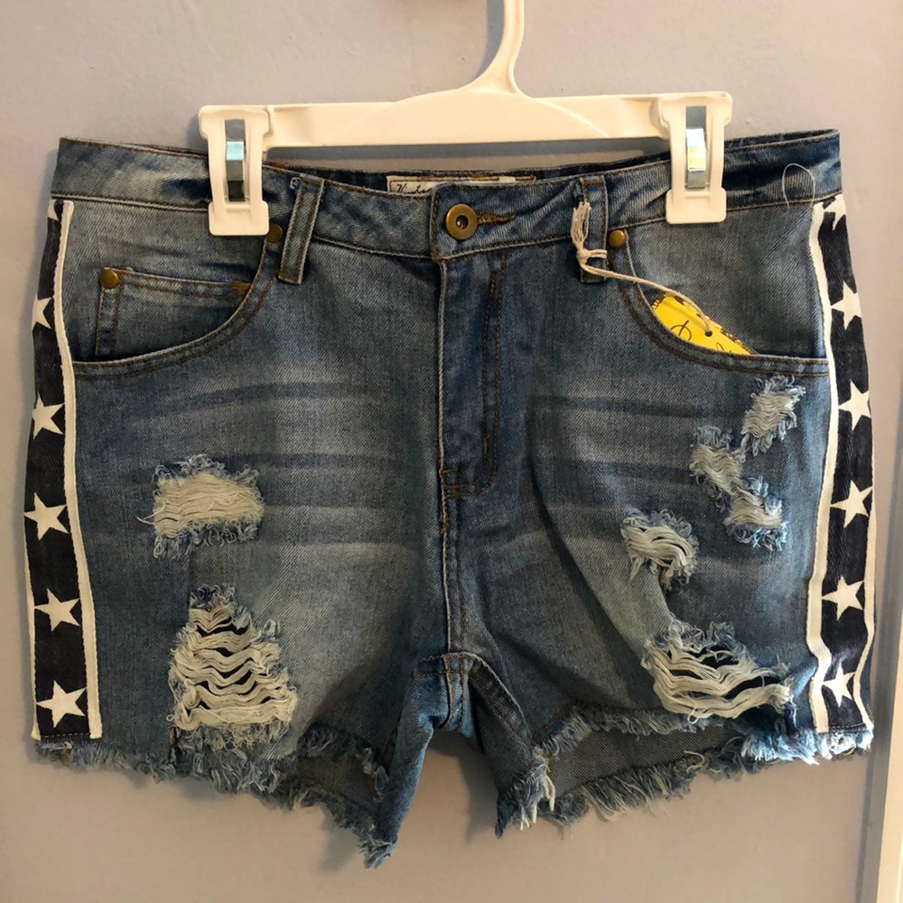 Women’s Boyfriend Denim Shorts - size 26